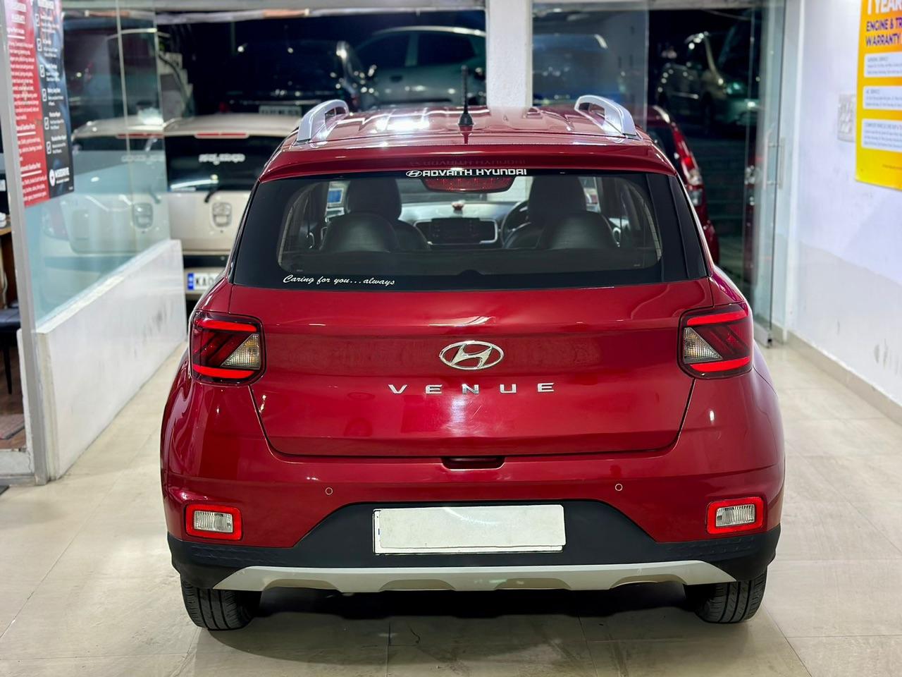 HYUNDAI VENUE S MT 2021