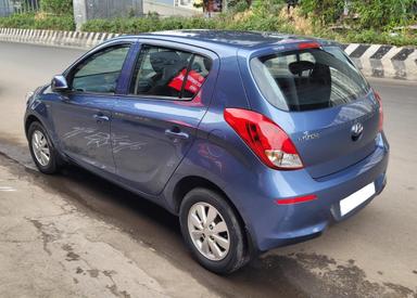 HYUNDAI I20 SPORTZ