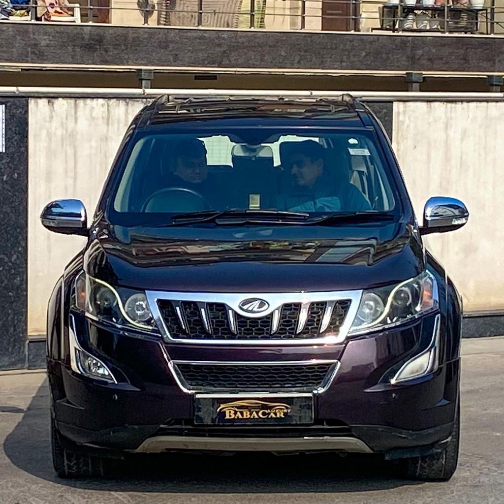 XUV 500 w10 Delhi registration 2017