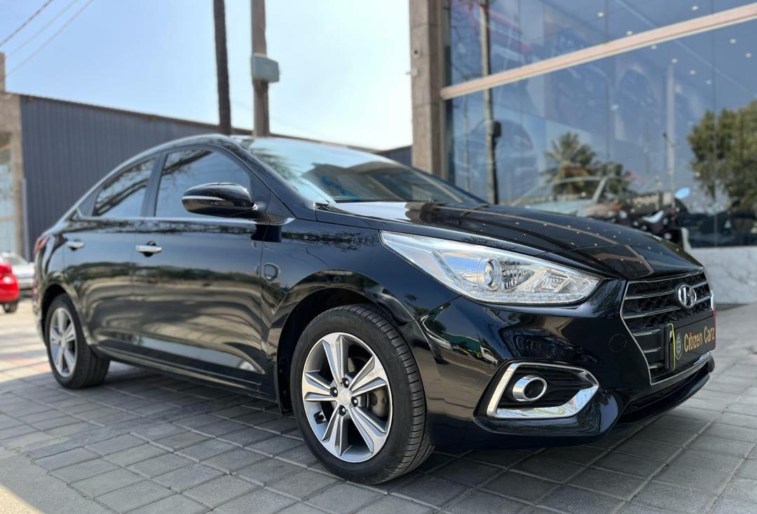 *HYUNDAI VERNA CDRI SX 1.6 MANUAL DIESEL*