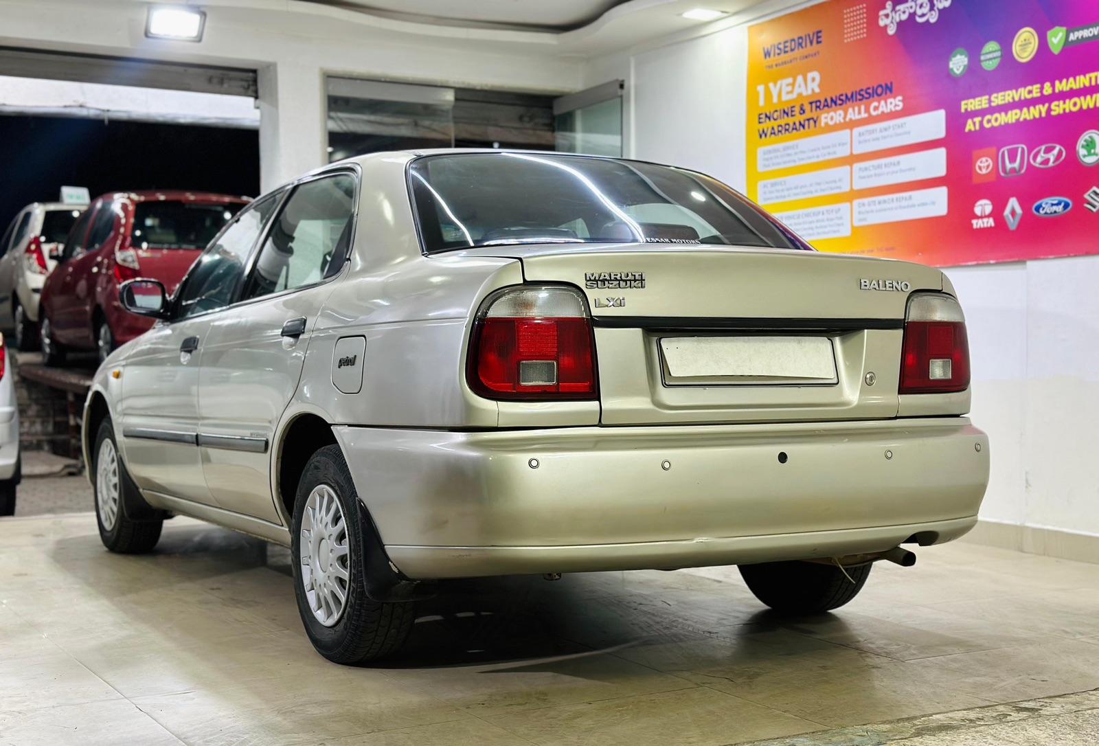 MARUTI BALENO LXI 2004