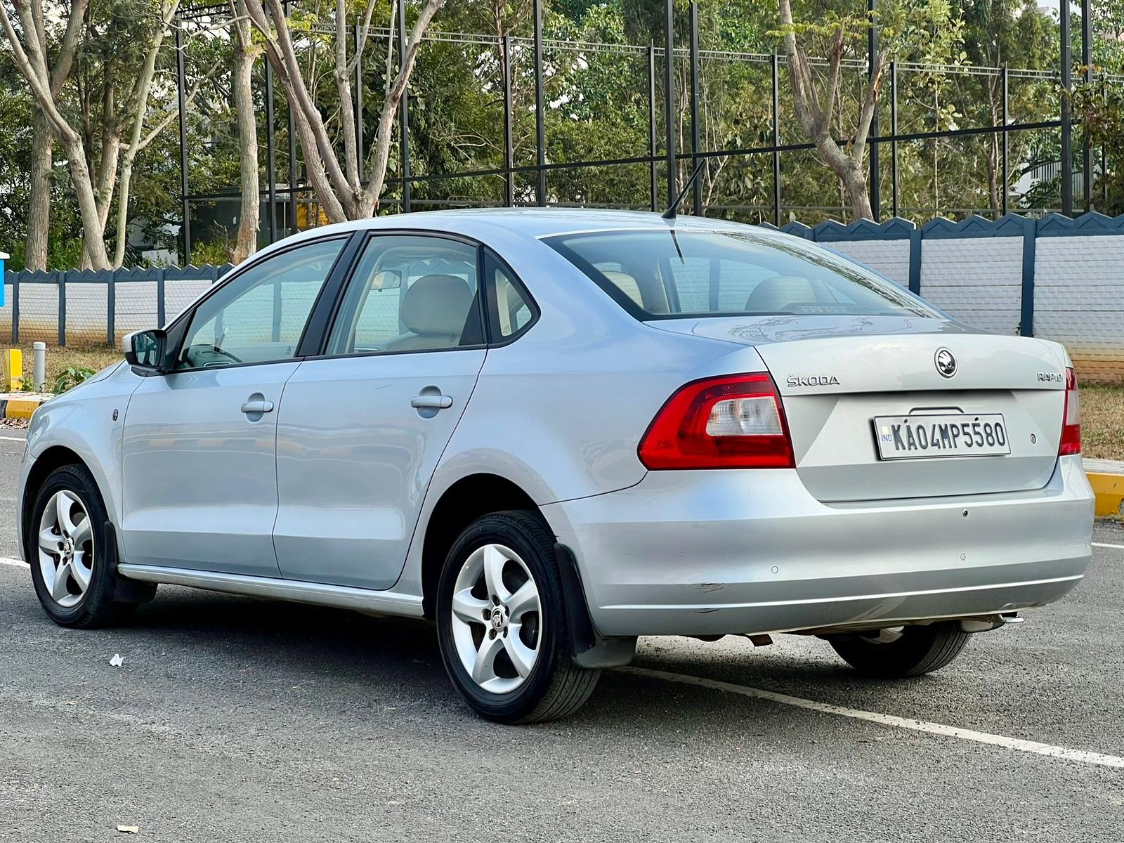 SKODA RAPID