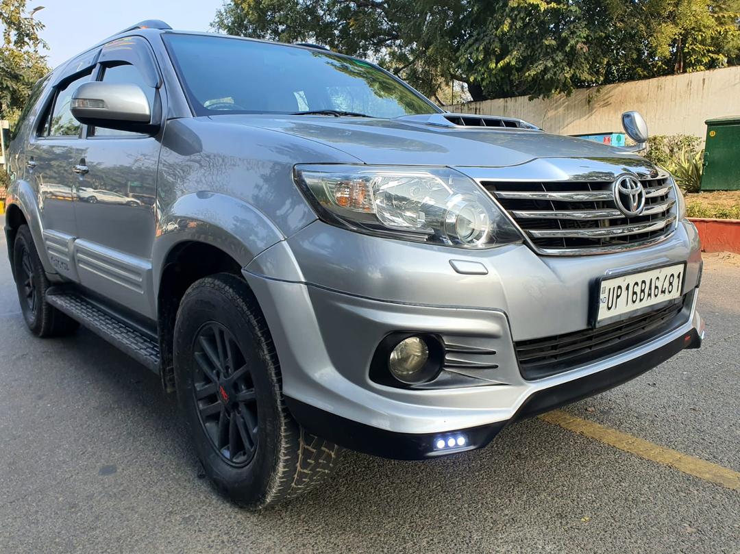 FORTUNER 4X2 AUTOMATIC