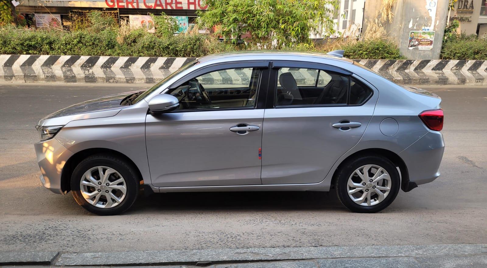 HONDA AMAZE VX MT