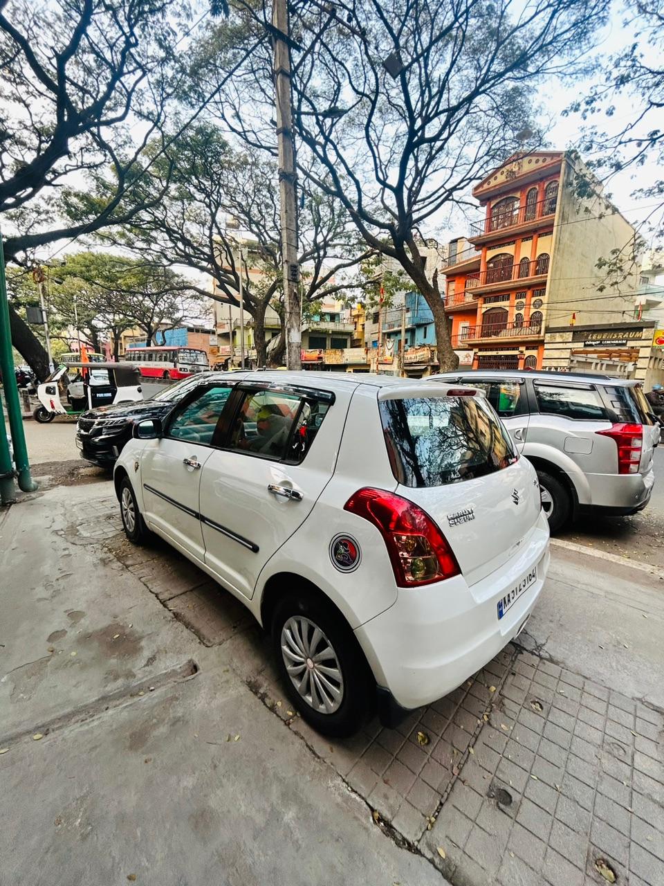 Maruti swift vxi 2009