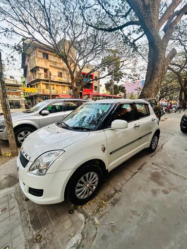 Maruti swift vxi 2009