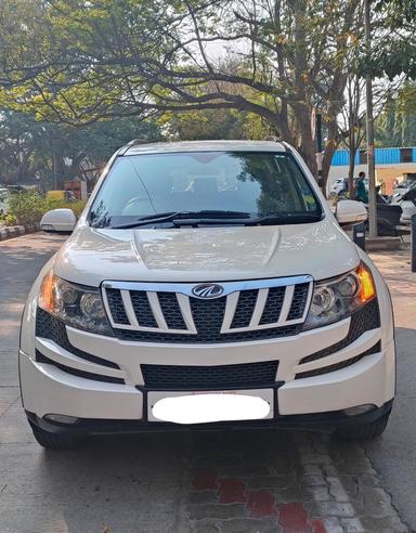 MAHINDRA XUV500 W6 MT