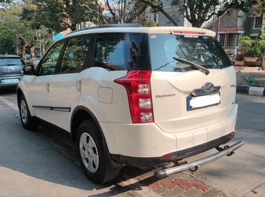 MAHINDRA XUV500 W6 MT