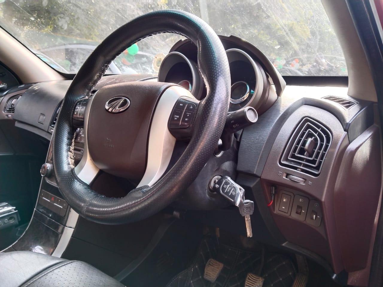 Mahindra XUV w6 model 2014 running 70k DL number