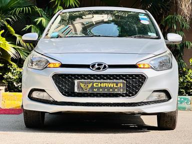 Hyundai i20 Asta petrol model 2015 running 72k DL number