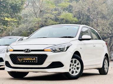 Hyundai i20 manga petrol model 2015 running 65k DL number