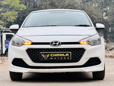 Hyundai i20 manga petrol model 2015 running 65k DL number