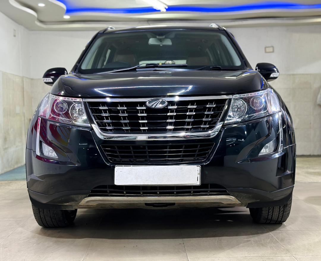 MAHINDRA XUV 500 W11 MT 2019