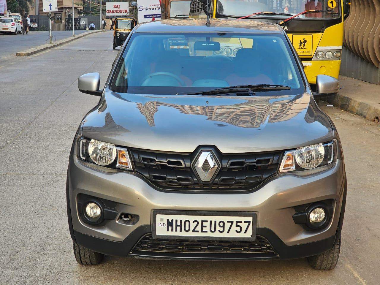 Kwid RXT 1.0 AT
2018