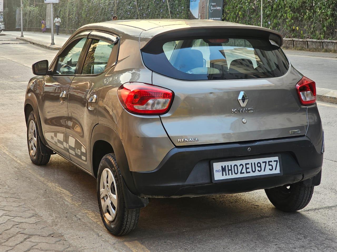 Kwid RXT 1.0 AT
2018