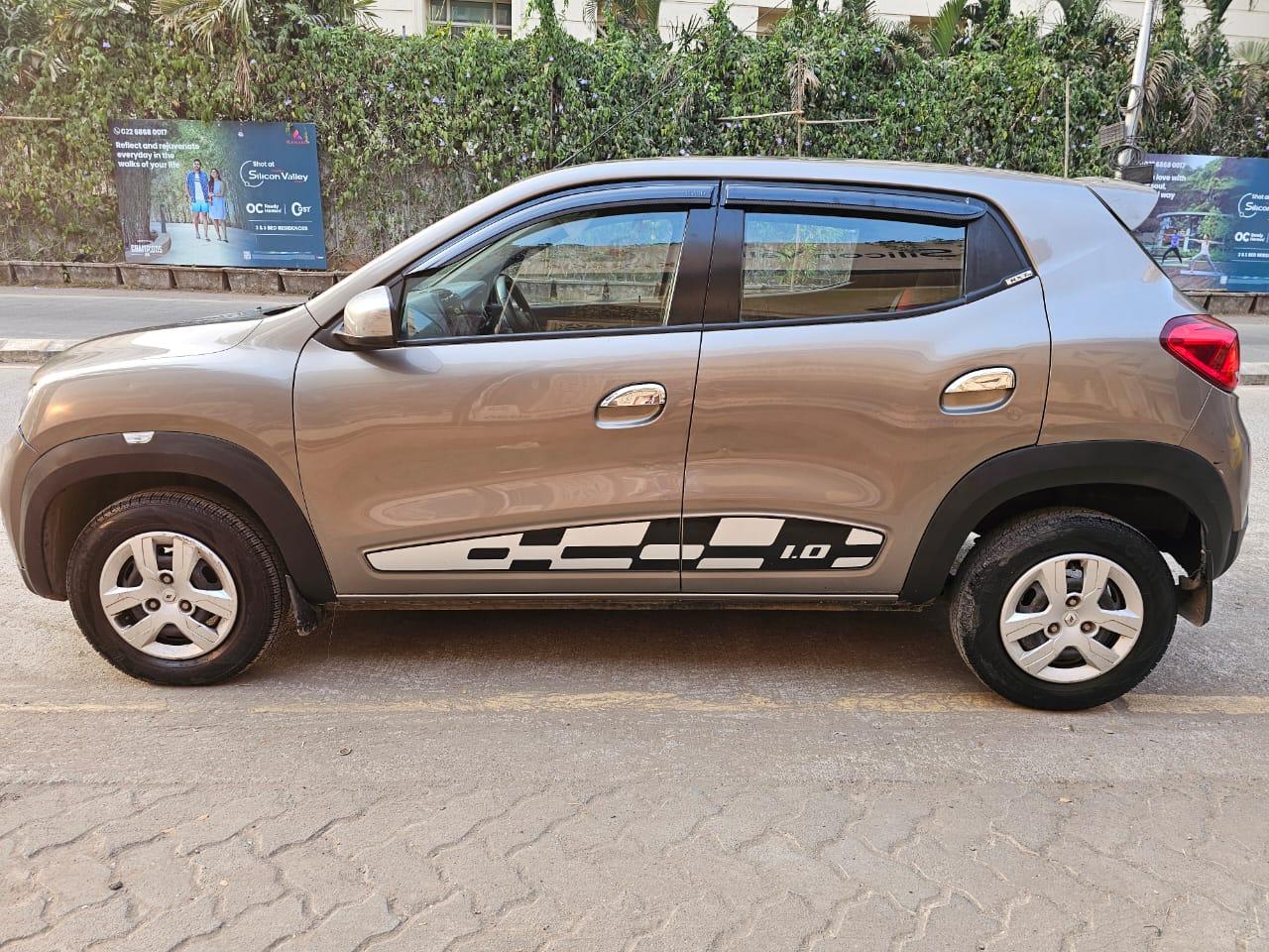 Kwid RXT 1.0 AT
2018