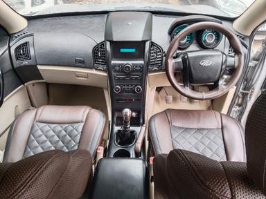 Mahindra XUV model 2015 running 72k DL number