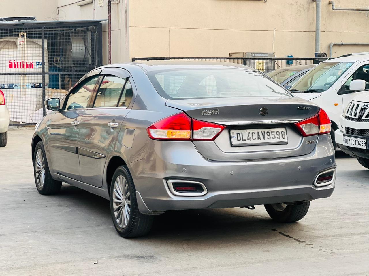 Ciaz Zxi Plus 2015 Petrol Manual DL