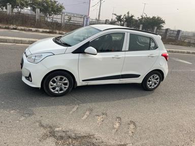 Hyundai i10 grand