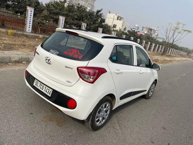 Hyundai i10 grand