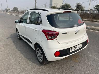 Hyundai i10 grand