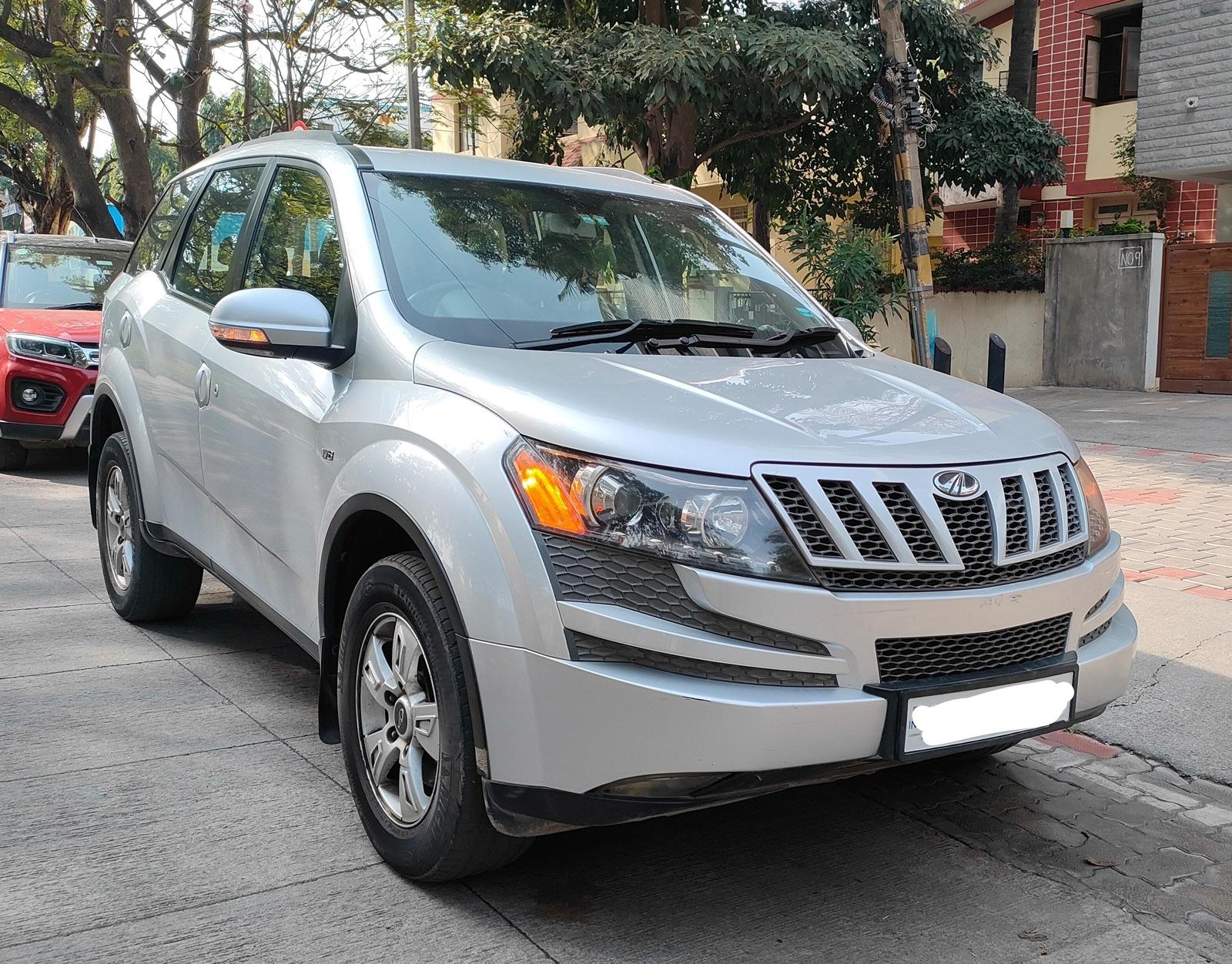 MAHINDRA XUV500 W8 2012