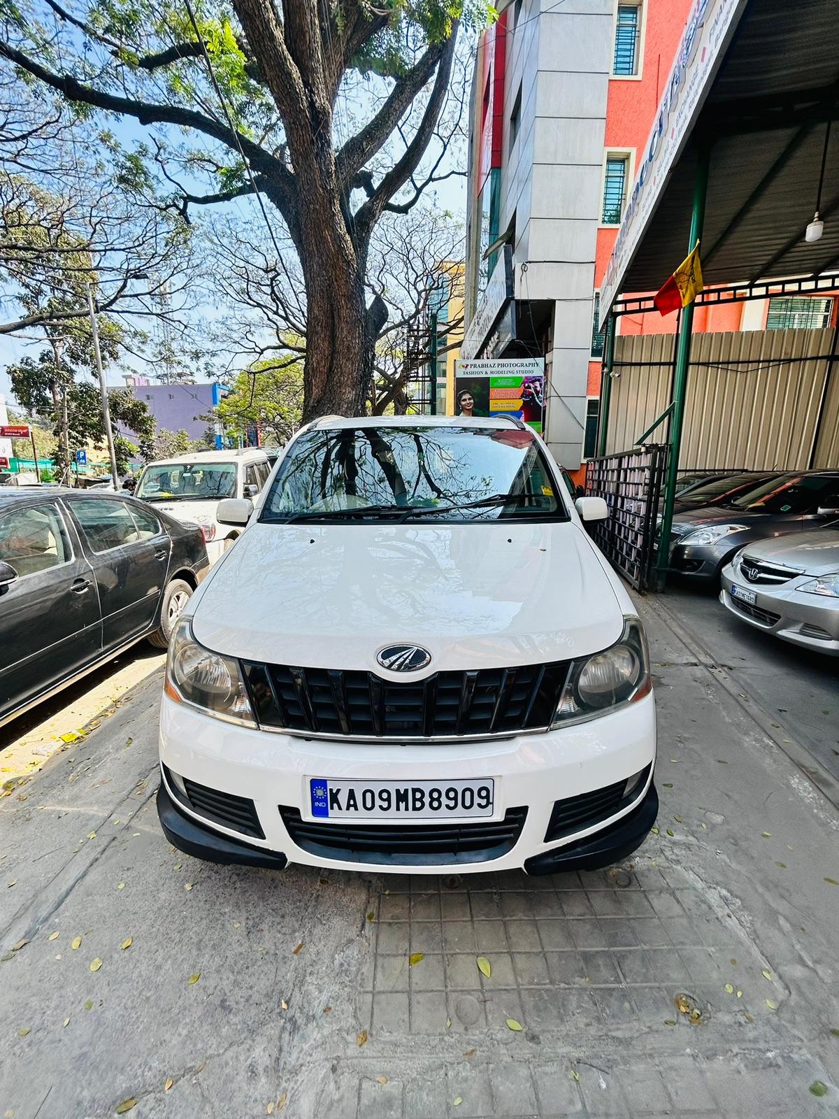 Mahindra Xylo E2 2015