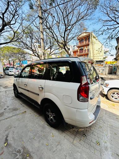 Mahindra Xylo E2 2015