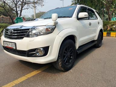 FORTUNER 4X2 MANUAL