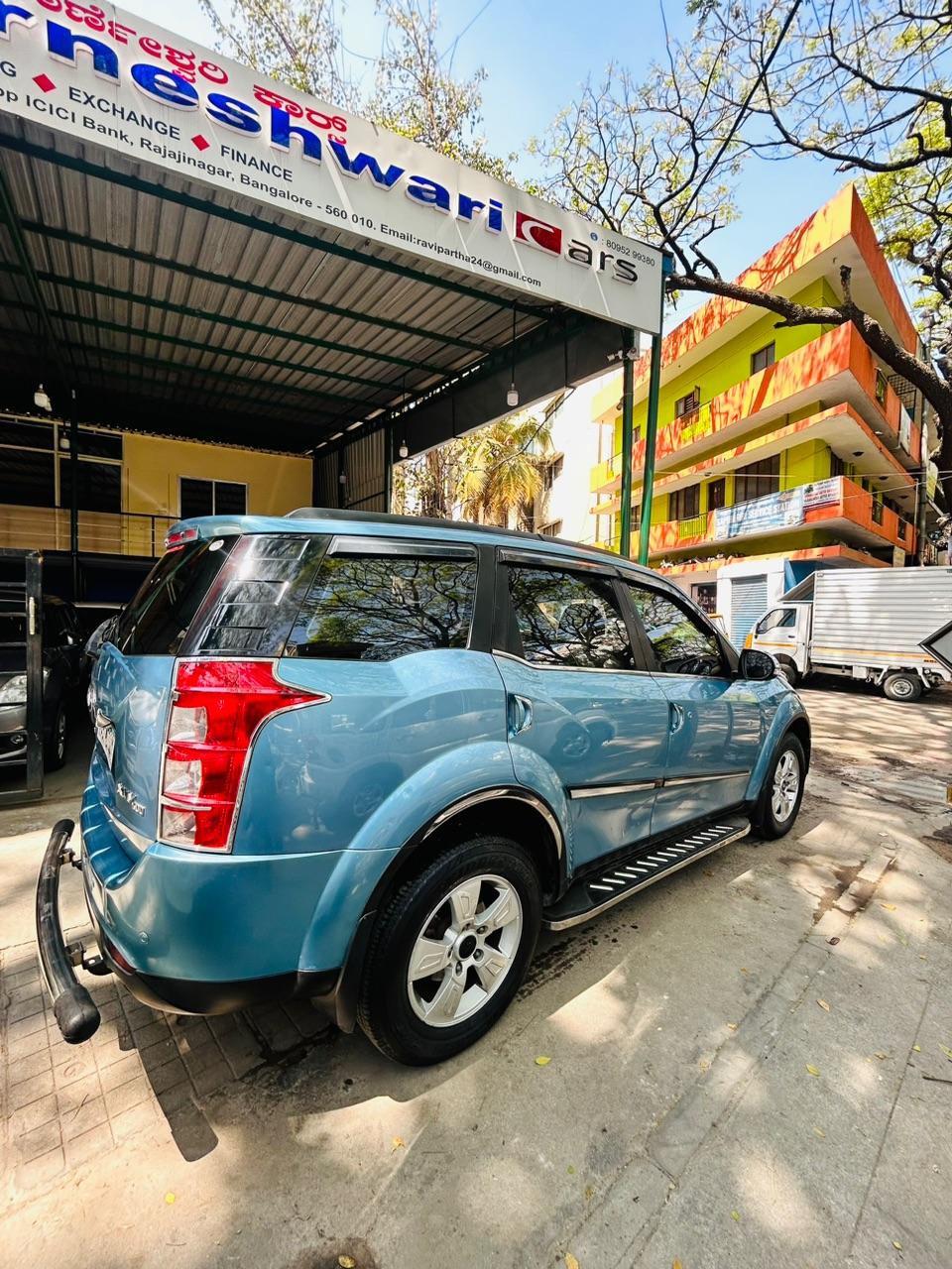 Mahindra XUV500 W8 2013