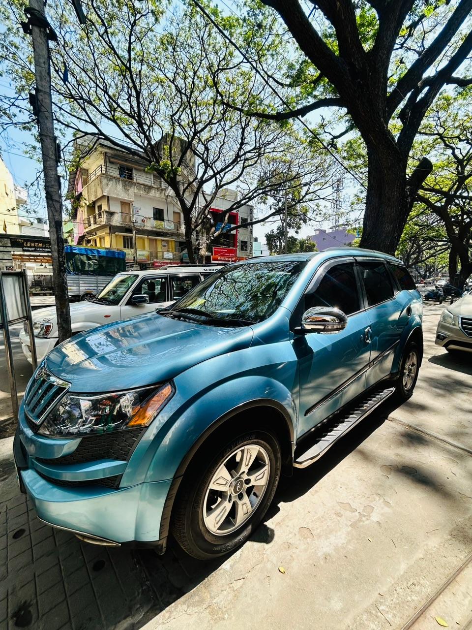 Mahindra XUV500 W8 2013