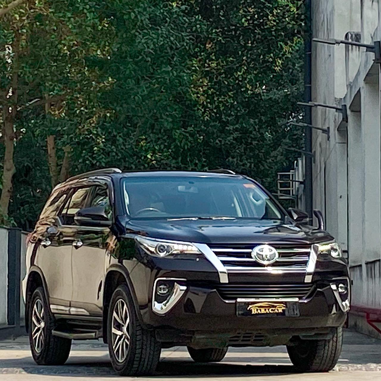 Toyota FORTUNER 4x4 automatic 2018 Delhi registration