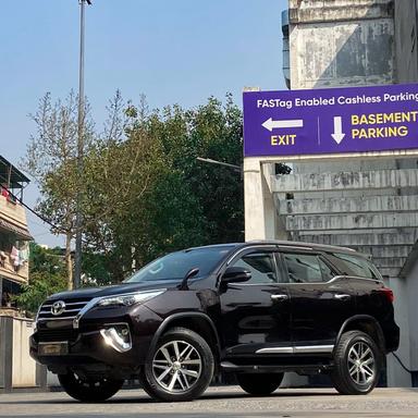 Toyota FORTUNER 4x4 automatic 2018 Delhi registration