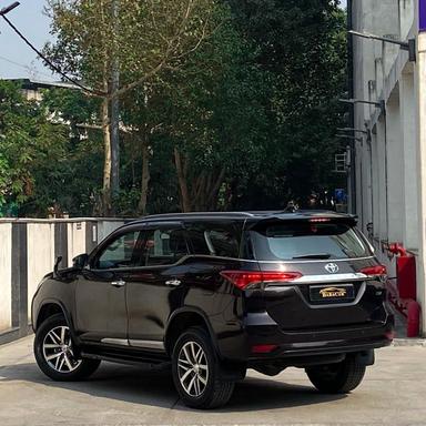 Toyota FORTUNER 4x4 automatic 2018 Delhi registration