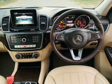 MERCEDES GLE250D