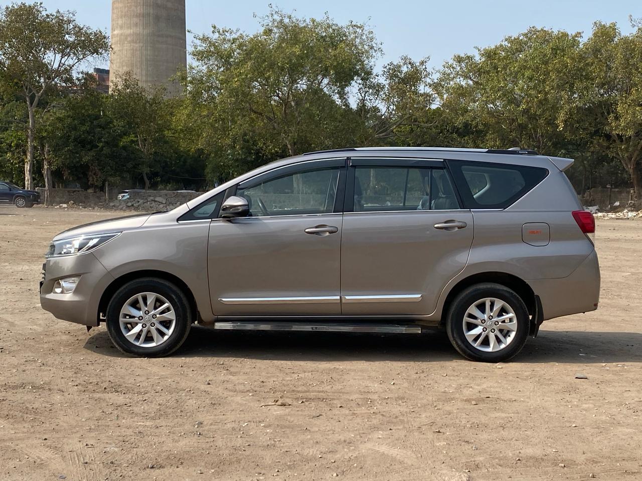 2020 Innova Crysta