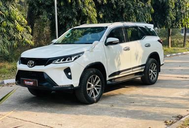 Toyota Fortuner 2.8 4/4