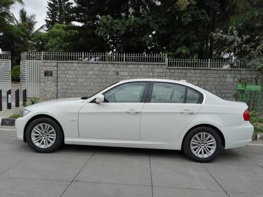 BMW 320D HIGH LINE