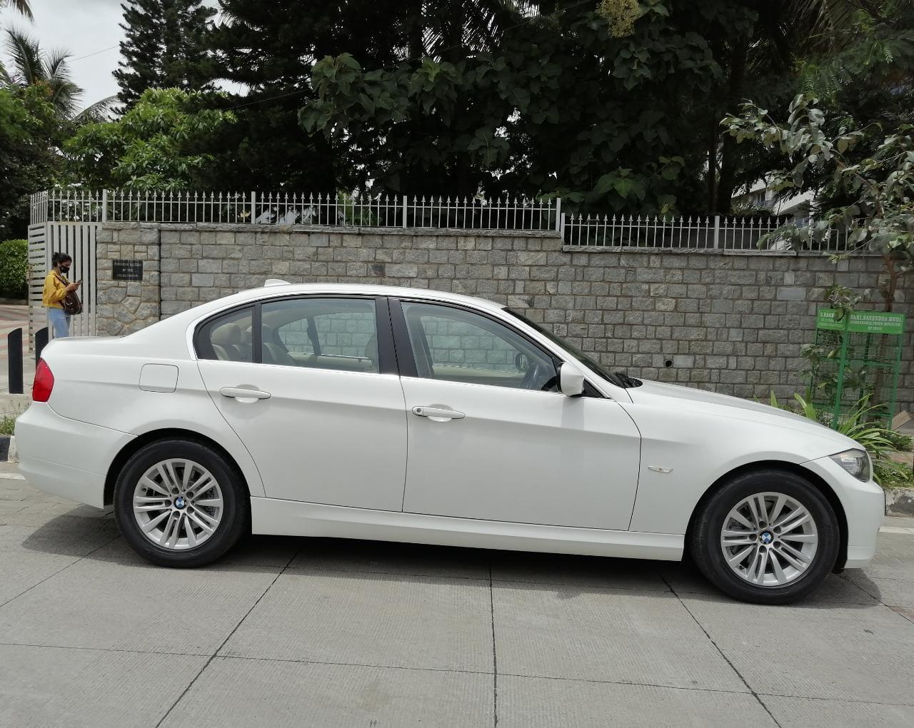 BMW 320D HIGH LINE