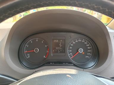 VOLKSWAGEN VENTO HIGHLINE 1.2 TSI