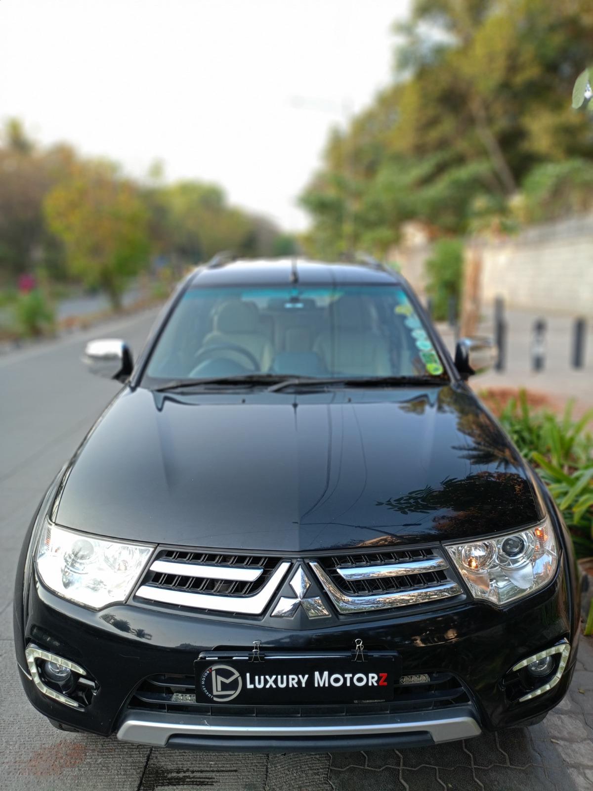 MITSUBISHI PAJERO SPORT 4×2 AT