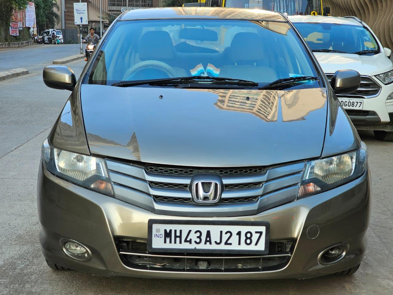 Honda City ivtec 1.5 VMT
2011 CNG