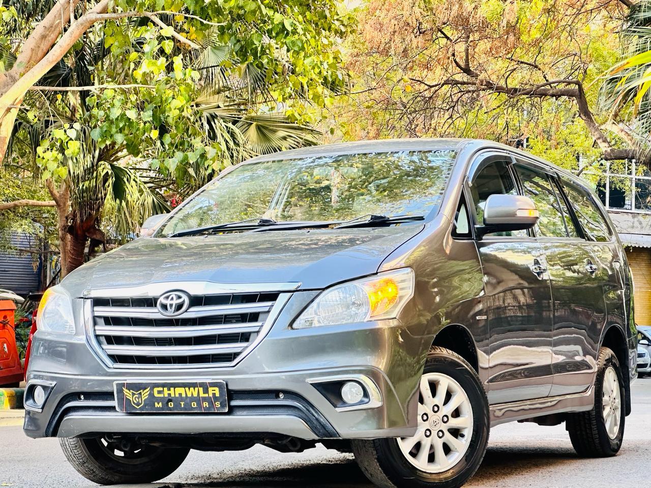 Toyota Innova 2.5 VX diesel model 2014 running 90k DL number