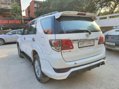 FORTUNER 4X2 AUTOMATIC