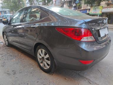 Hyundai Verna Sx option push button start petrol Automatic 2012