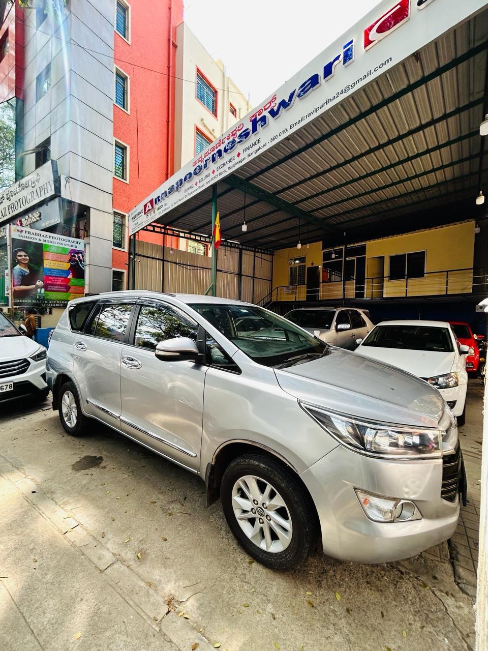 Toyota Innova Crysta G4 automatic 2017