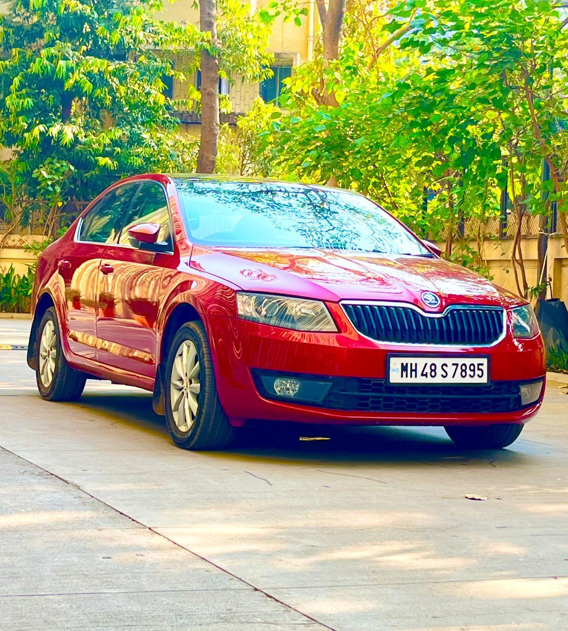 SKODA OCTAVIA ELEGANCE TDI AT