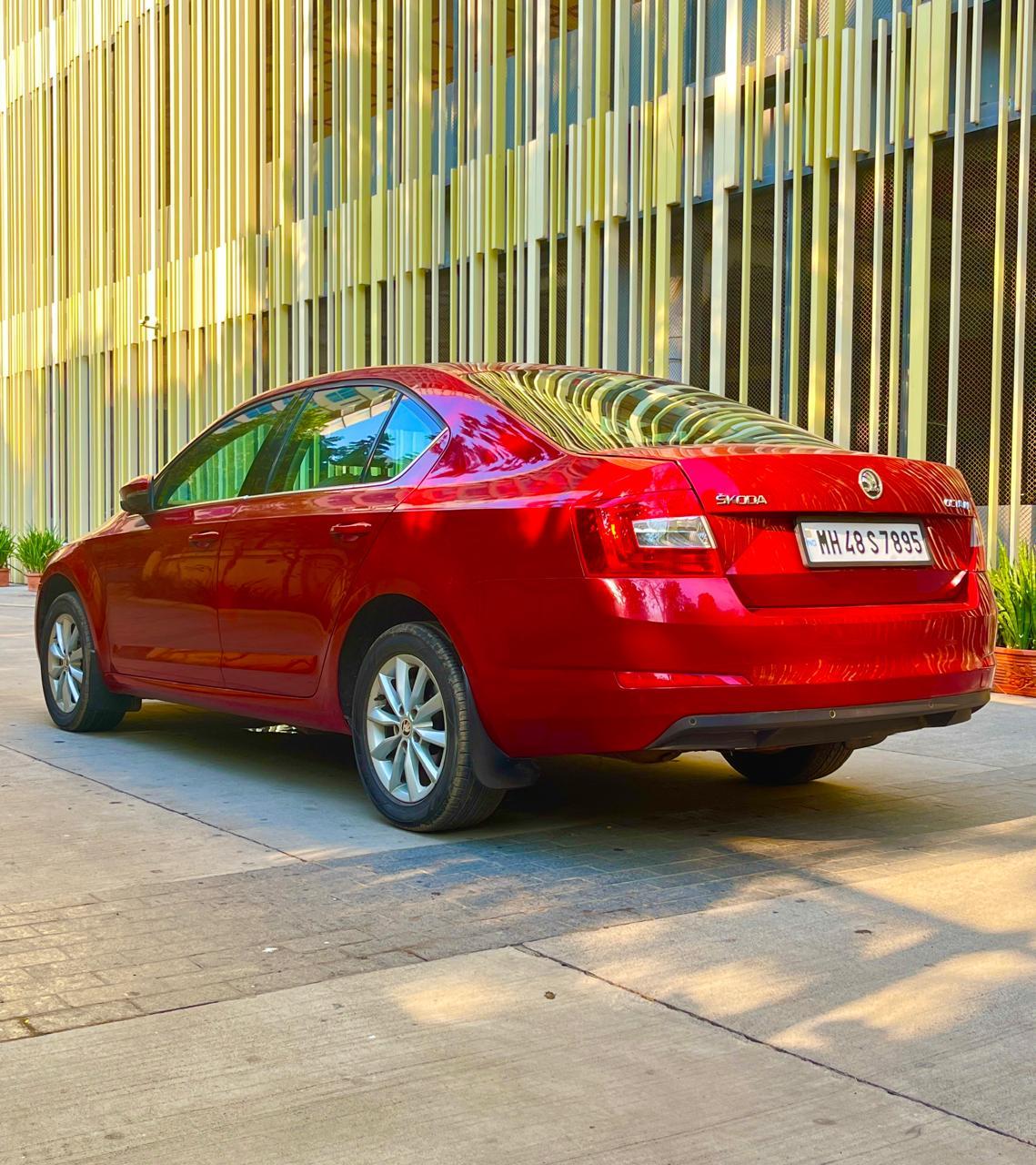 SKODA OCTAVIA ELEGANCE TDI AT