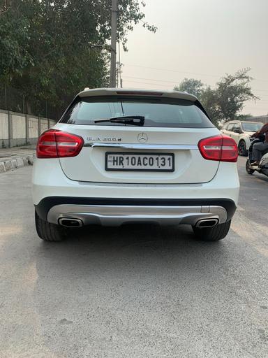 MERC GLA220D 2017R DIESEL 1ST 68000KM