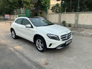 MERC GLA220D 2017R DIESEL 1ST 68000KM